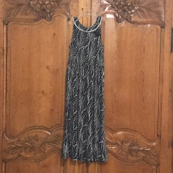 Crazy 8 Black/White Print Maxi Dress - Picture 2 of 5